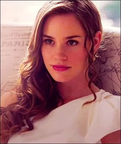 Dans quelle série pouvons-nous voir Charlotte Grayson ?