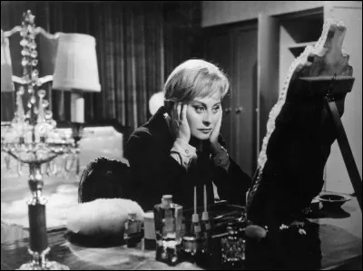 La Grand'Croix de la L&eacute;gion d'honneur est la dignit&eacute; la plus &eacute;lev&eacute;e de l'Ordre de la L&eacute;gion d'honneur. Romano Prodi, Mich&egrave;le Morgan et Vladimir Poutine sont tous Grand'Croix. Vrai ou faux ?