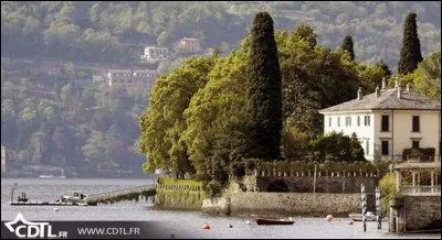 À qui est cette maison ?