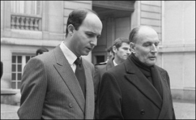 Il est "le jeune Premier ministre que j'ai donné à la France", disait de lui François Mitterrand. Quel âge avait donc Laurent Fabius lorsqu'il accède à cette fonction ?
