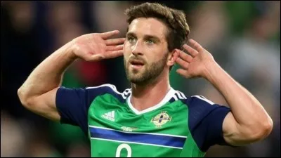 Ma chanson a pris une tournure internationale. Qui suis-je ?