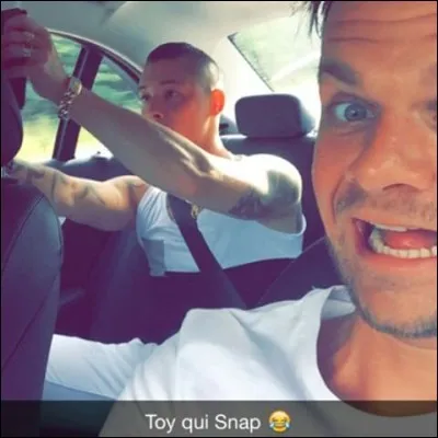 Quelle chanson ont-ils reprise sur Snapchat pendant le Saltimbanque Tour ?