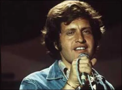 Laquelle de ces chansons n'a pas été interprétée par Joe Dassin ?