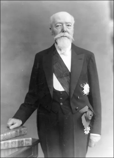 A quelles dates Paul Doumer a-t-il été Président de la République ?
