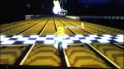 Que se passe-t-il quand on percute un mur dans ce circuit ?