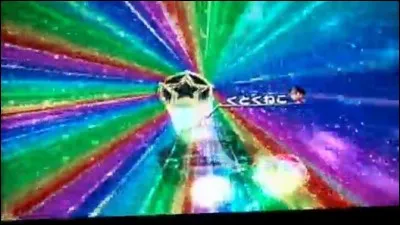 Qu'y a-t-il dans le décor du circuit arc-en-ciel ?