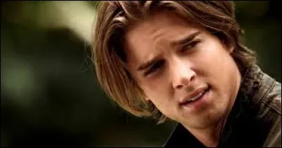 Quel est son nom d'acteur ?