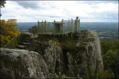 La ville de Mortain,patrie de l'abbé Breuil,célèbre préhistorien se situe dans :