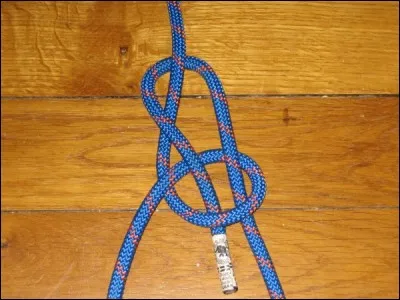 Vous aurez un nud de chaise en insérant une de ces deux lettres au mot "agi". Laquelle ?