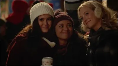 Quel est le sport que Caroline, Bonnie et Elena ont pratiqué ?