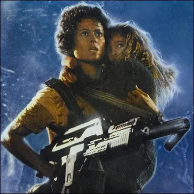 "Alien, le retour"... vous vous souvenez ? L'arme que porte Ellen Ripley (Sigourney Weaver) est en r&eacute;alit&eacute; un grand classique... revisit&eacute;. Lequel ?