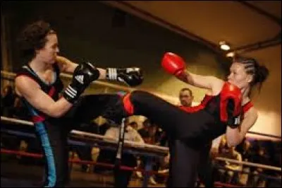 Si je vous parle de "savate", vous me répondrez sans hésiter que cela est né en ...