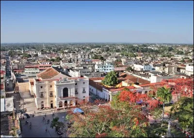 Restons à Cuba, cette importante ville de 200 000 habitants, au centre de l'île porte le même nom qu'une ville californienne de la Silicon Valley. Quelle est cette ville ?