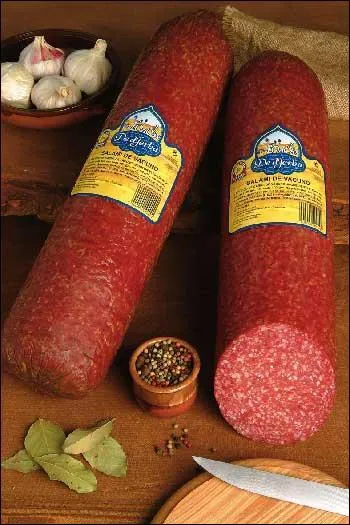 Cette charcuterie est :