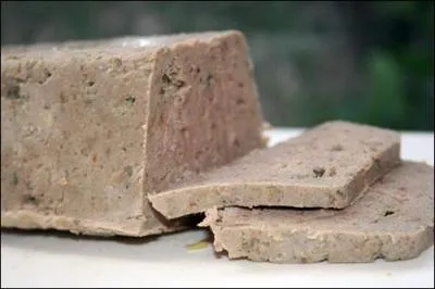 Cette charcuterie est :