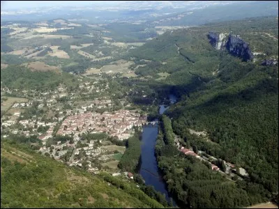 Quel département ne pourrez-vous pas rejoindre directement à partir de celui du Tarn-et-Garonne ?
