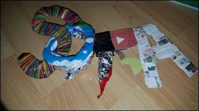 Comment s'appelle son outro ?