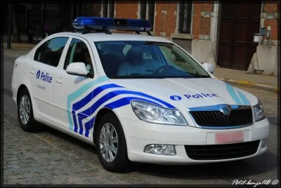 Le numéro de Police Secours en Belgique est...