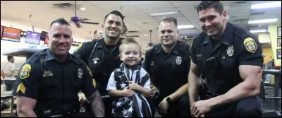 La police défile...