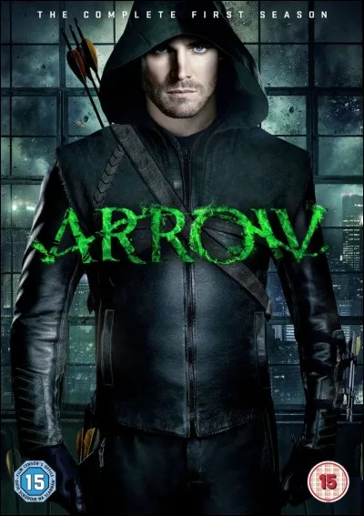 Quelle est la 1re personne à laquelle s'attaque Arrow ?