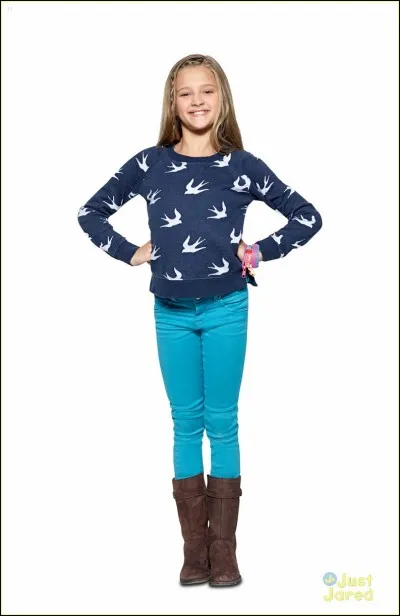 Quel &acirc;ge a-t-elle donc ?