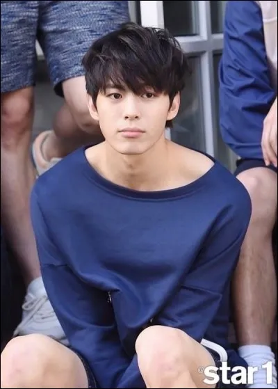 Lee Hongbin (VIXX) est né le