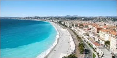 La côté qui longe la méditerranée est la...