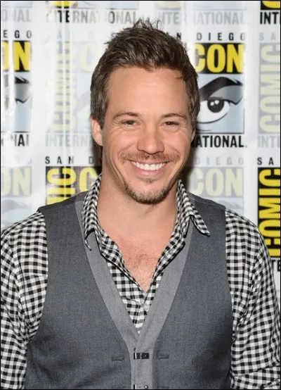 Comment s'appelle cet acteur ?