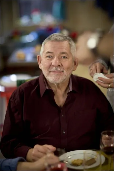 Qui joue le rôle de Jacques ?