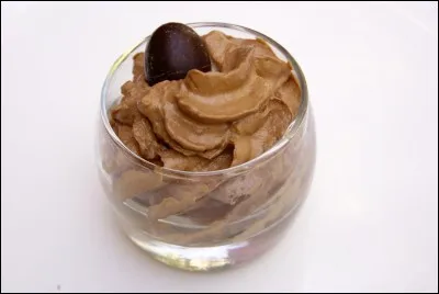 Quel est l'ingrédient principal d'une mousse au chocolat ?