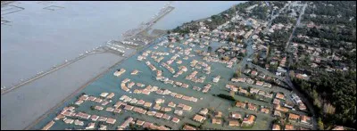 En quelle année la tempête Xynthia a-t-elle frappé les côtes françaises ?