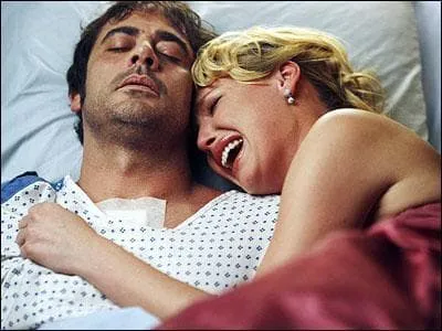 Qui a donn un chque  Izzie ?