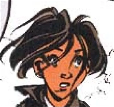 Fausse assistante, mais vrai membre de la justice, elle essaie en vain de faire comprendre &agrave; Spirou le danger de l'exp&eacute;rience qu'on va lui faire subir !