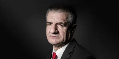 Jean Lassalle, député des Pyrénées-Atlantiques a comptabilisé ... % de voix au 1er tour de l'élection.