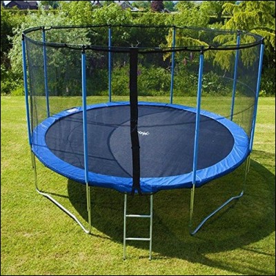 Aimes-tu sauter sur le trampoline ?