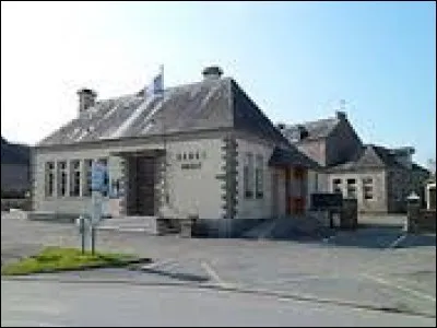 Je vous emmène en Normandie, à Dangy. Commune de l'arrondissement de Saint-Lô, elle se situe dans le département ...