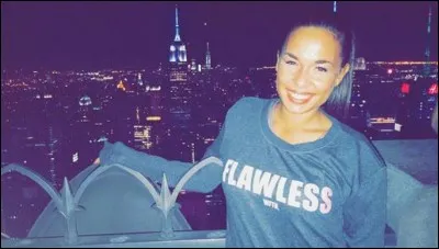 Apr&egrave;s les Marseillais St&eacute;phanie est all&eacute;e habiter...