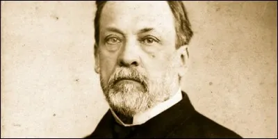 Quel scientifique inventa la vaccination, permettant de prémunir les populations contre les maladies ?