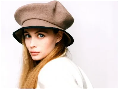 Une petite qui "court comme un ruisseau que les enfants poursuivent".