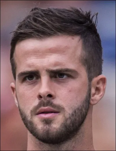 Où joue Pjanic actuellement (2017) ?