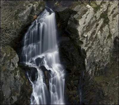 Dans quel département dont le numéro se termine par 1 pourrez-vous photographier la cascade de Cubserviès ?
