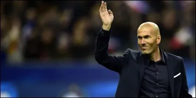 Qui est l'entraîneur du PSG pour la saison 2016-2017 ?