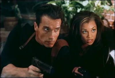 Non, ce n'est pas un robot venu du futur, il est "L'Effaceur", priez pour qu'il ne vous dégomme pas.