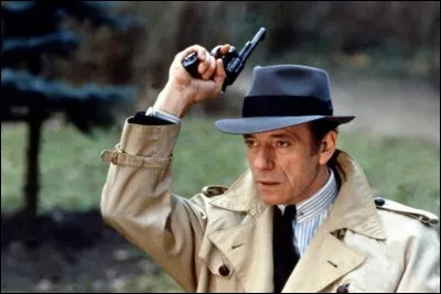 Yves Montand se trouve dans "Le Cercle rouge" en compagnie de Bourvil et Delon. Quel est son rôle ?