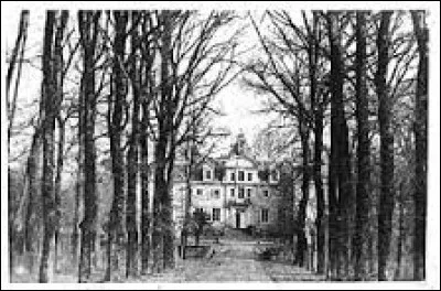 Petit village Marnais de 46 habitants, Saint-Lumier-la-Populeuse se situe dans l'ancienne région ...