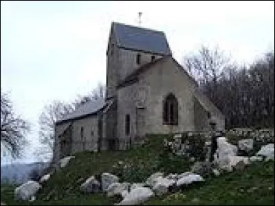 Je vous emmène dans le parc naturel régional du Morvan, à Uchon. Nous serons en région ...