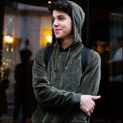 Quel est son nom de famille ?