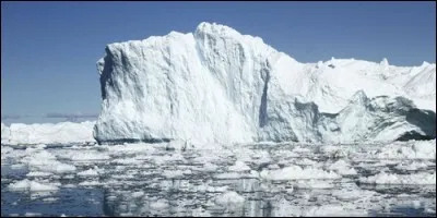 La fonte de la totalité des calottes glaciaires entrainerait une élévation du niveau marin de quelques 70 mètres.