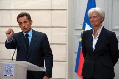 Qu'avait promis Nicolas Sarkozy sur l'accs au crdit, en octobre 2008 ?