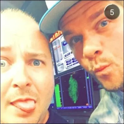 Avec qui Kévin a-t- fait un "Toc Toc Toc" ?